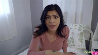 BrattySis 18 04 06 Audrey Royal Step Sister Creampie XXX 1080p MP4-KTR