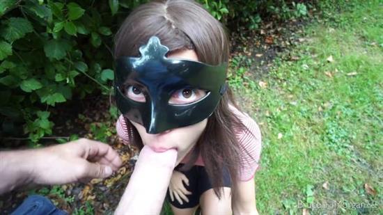 BruceAndMorgan 18 07 13 Cum Walk In A Public Park XXX 1080p MP4-WEIRD