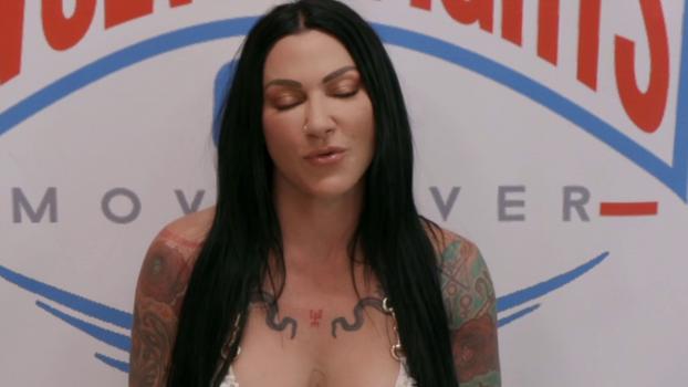 EvolvedFights 18 10 27 Jenevieve Hexxx Interview XXX 1080p MP4-WEIRD