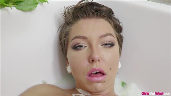 GirlsOutWest 18 05 23 Ripley XXX 1080p MP4-TRASHBIN