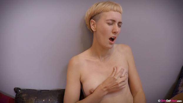 GirlsOutWest 18 10 15 Ray XXX 1080p MP4-TRASHBIN
