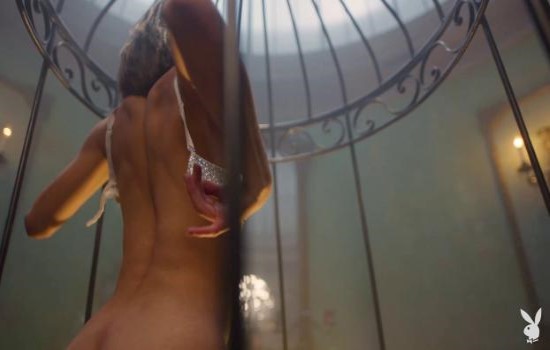 PlayboyPlus 18 09 21 Mia Valentine Caged Angel XXX 1080p MP4-KTR