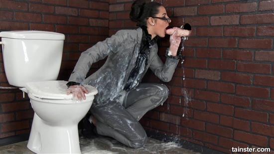 SlimeWave 18 04 09 Bathroom Inspection Gets Blasted Away By Spunk XXX 1080p MP4-TRASHBIN