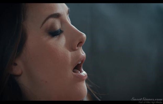 SweetSinner 18 08 26 Chanel Preston Shes Going Down XXX 1080p MP4-KTR